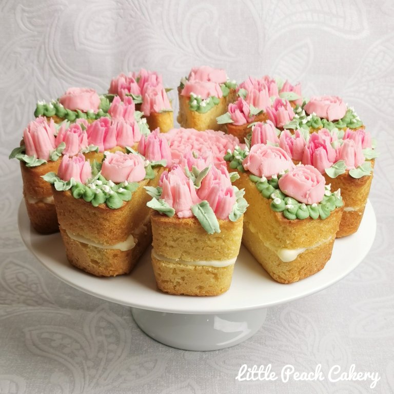 Cake pizza mould recipe and tutorial (individual cake slices) Little Peach Cakery